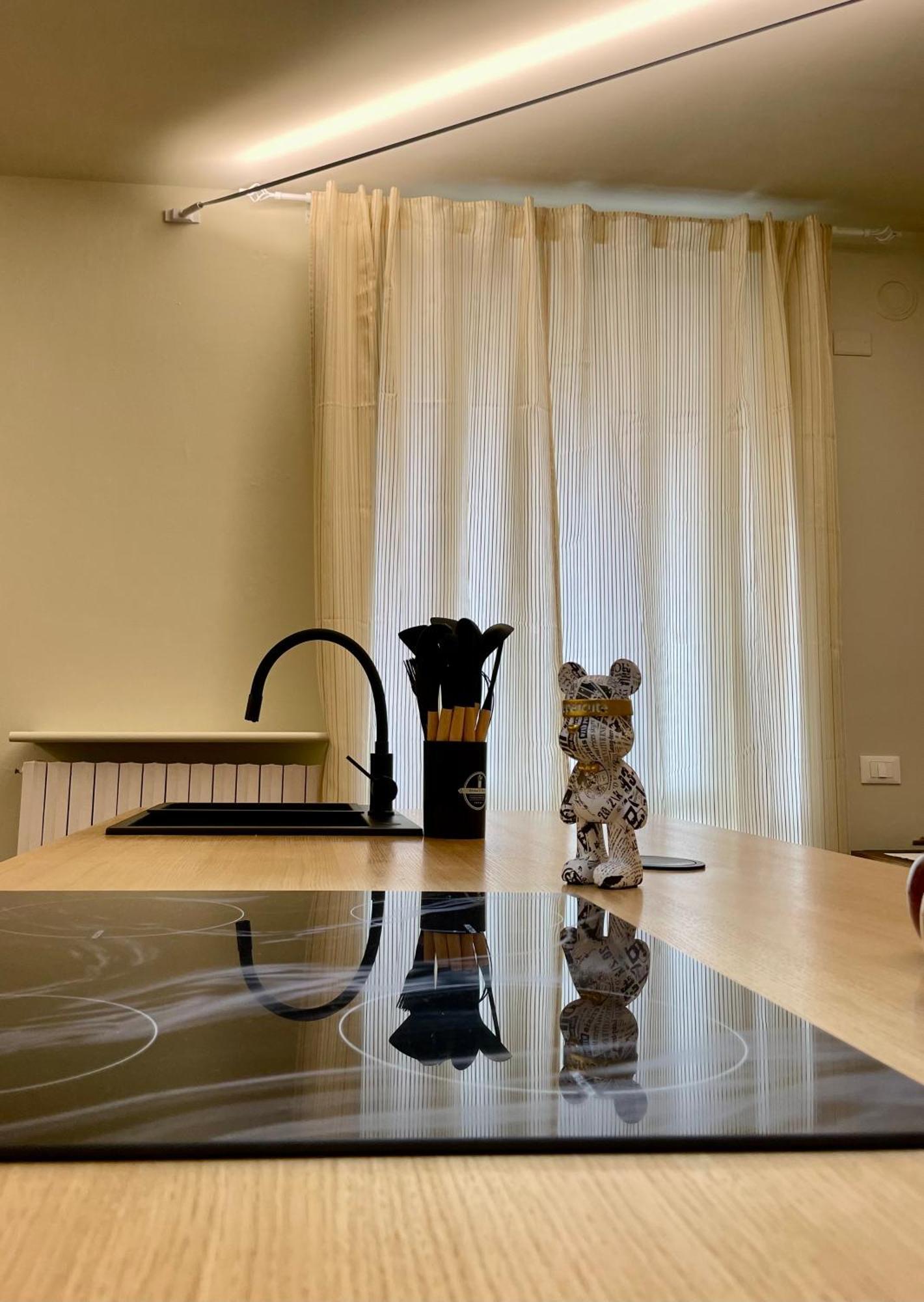33 Borgo Ticino Lux Free Parking & Private Garden Apartment ปาเวีย ภายนอก รูปภาพ