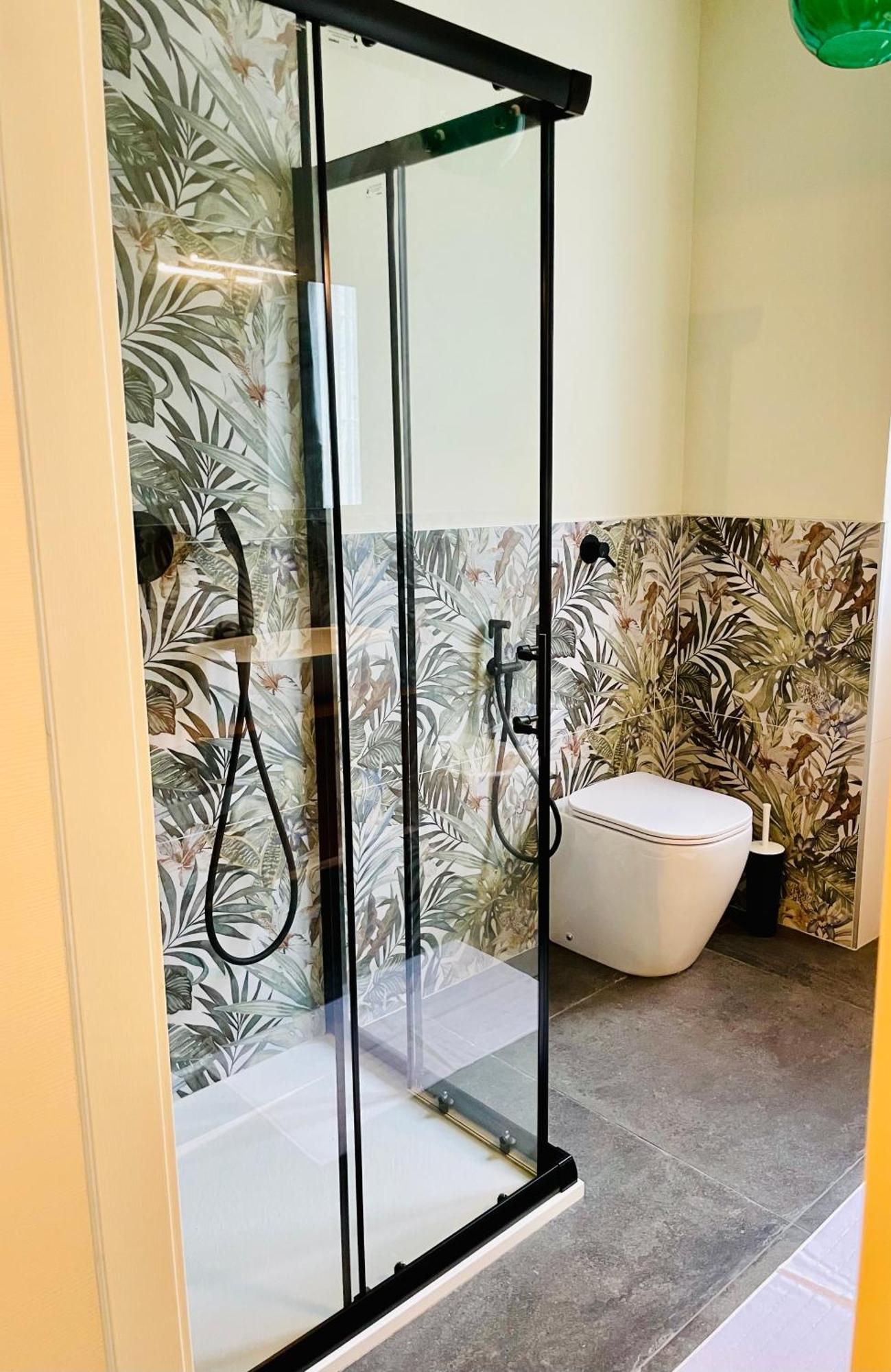 33 Borgo Ticino Lux Free Parking & Private Garden Apartment ปาเวีย ภายนอก รูปภาพ